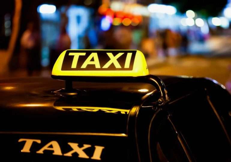 Все такси номера телефонов вашего города: быстрый справочник